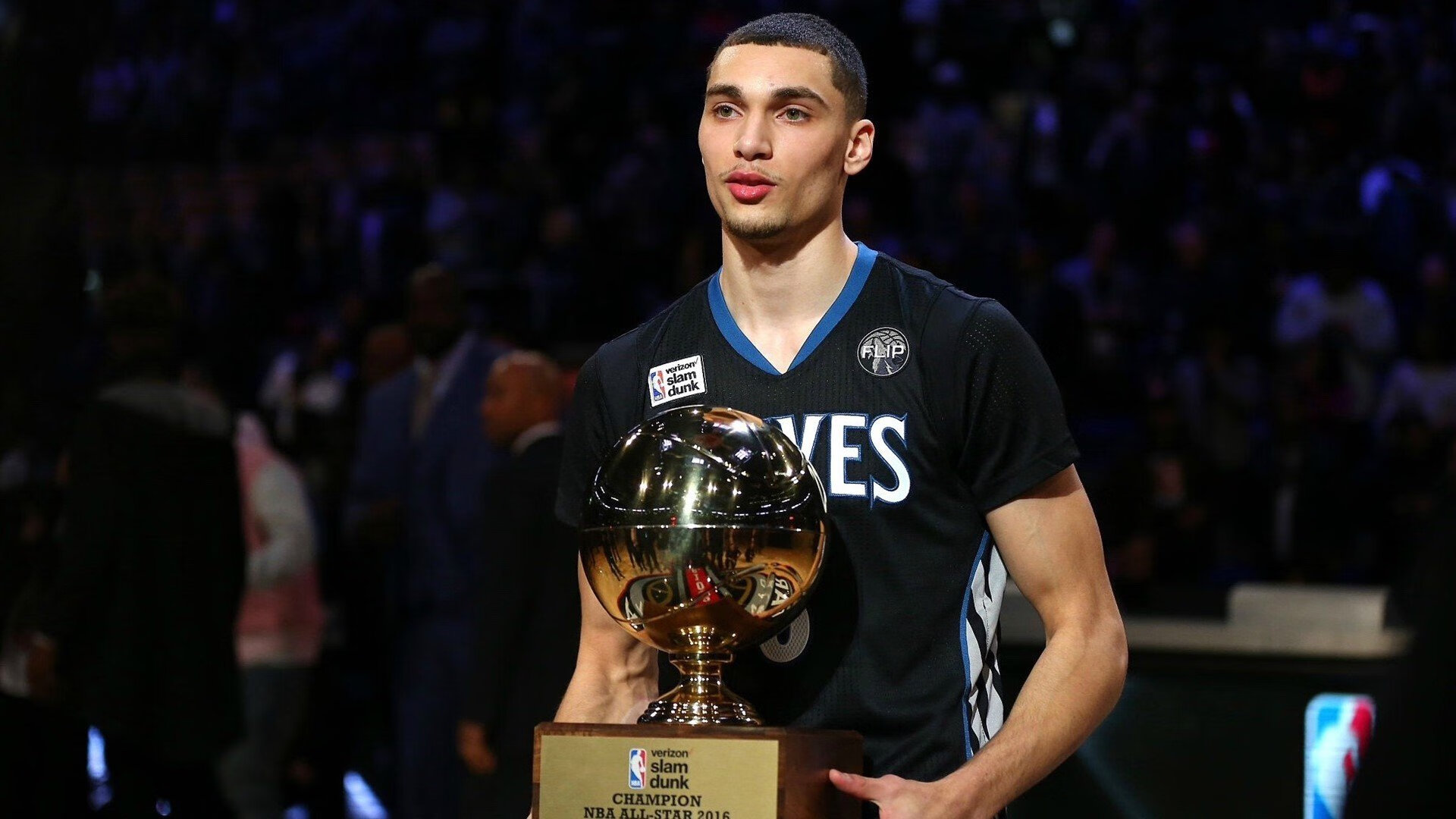 米兰体育登录入口官网-《FIFA》年度大奖投票开启，粉丝投票热情高涨，fifa奖项